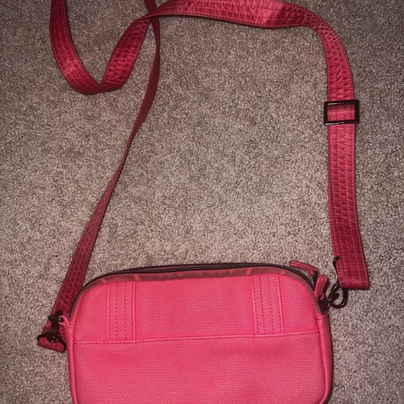 Chic Lux Pink Crossbody Bag - Picture 3 of 6